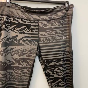 Nike Dry Fit Crop Pants